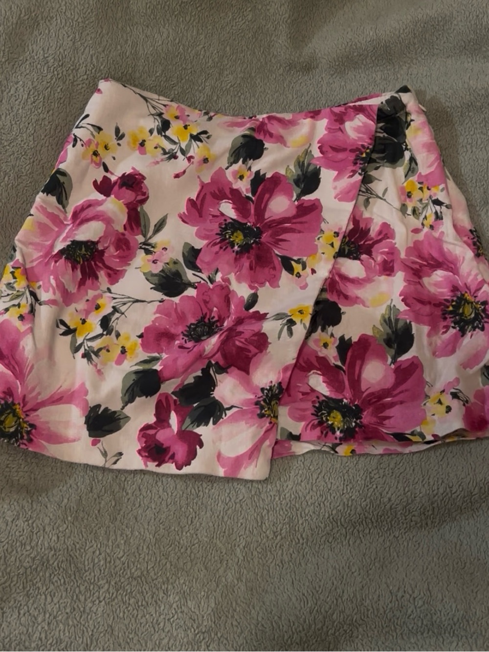 Abercrombie & Fitch Floral Skirt